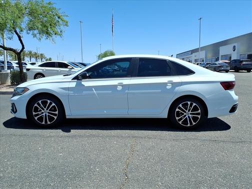 White 2023 Volkswagen Jetta 1.4T S