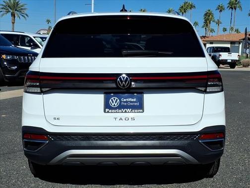 2025 Volkswagen Taos SE