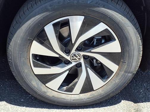 2025 Volkswagen Tiguan 2.0T S