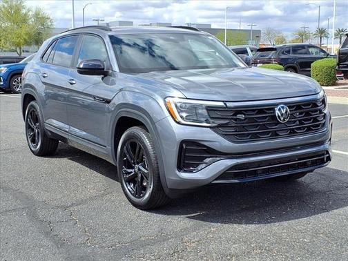 2025 Volkswagen Atlas Cross Sport 2.0T SEL