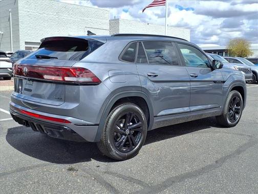 2025 Volkswagen Atlas Cross Sport 2.0T SEL