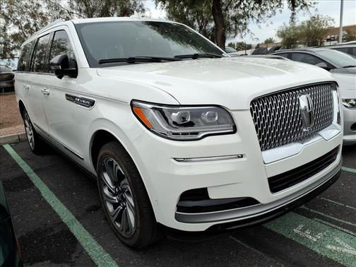2022 Lincoln Navigator L Reserve