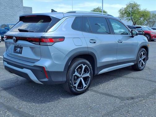 2025 Volkswagen Tiguan 2.0T SE