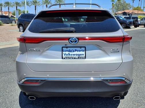 2022 Toyota Venza LE