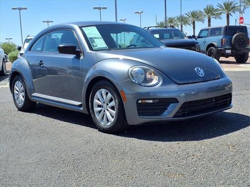 2018 Volkswagen Beetle 2.0T S