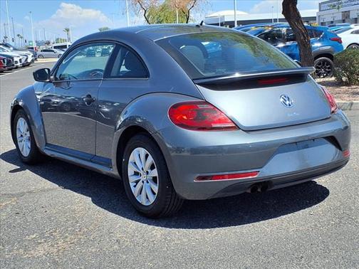 2018 Volkswagen Beetle 2.0T S