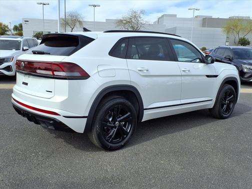 2025 Volkswagen Atlas Cross Sport 2.0T SEL