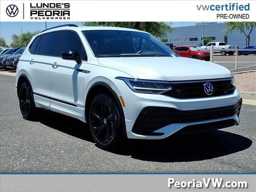 White 2023 Volkswagen Tiguan 2.0T SE R-Line Black