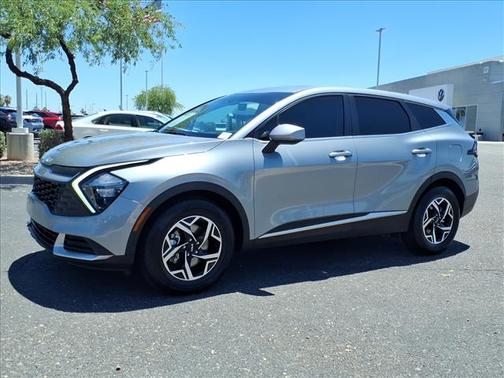 Silver 2023 Kia Sportage LX