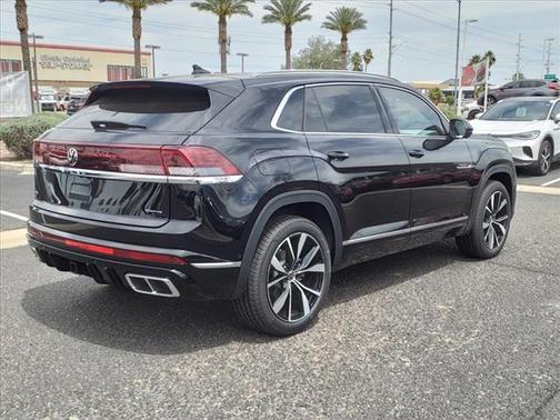 2025 Volkswagen Atlas Cross Sport 2.0T SEL Premium