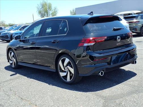 mythos black metallic 2026 Volkswagen Golf GTI 1.4T TSI
