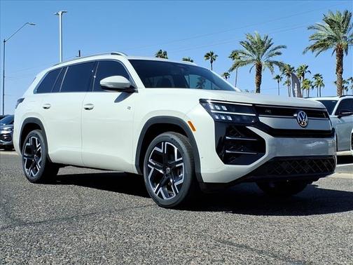 Sandstone 2027 Volkswagen Atlas SEL Premium R-Line 4Motion