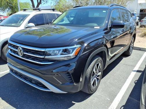 Black 2023 Volkswagen Atlas SE