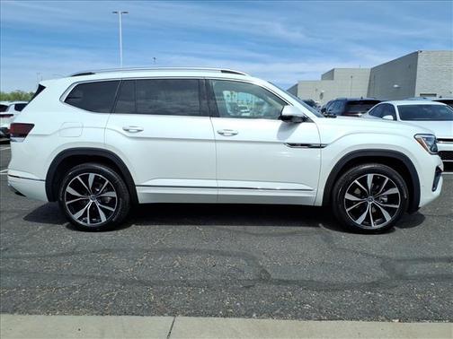 2026 Volkswagen Atlas SEL Premium R-Line 4Motion