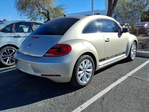 2013 Volkswagen Beetle 2.0L TDI