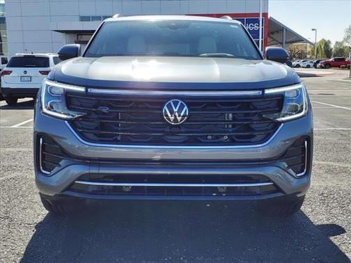 2025 Volkswagen Atlas Cross Sport 2.0T SEL Premium