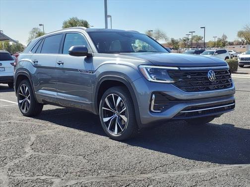 2025 Volkswagen Atlas Cross Sport 2.0T SEL Premium