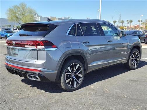 2025 Volkswagen Atlas Cross Sport 2.0T SEL Premium