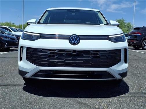 2025 Volkswagen Tiguan 2.0T S