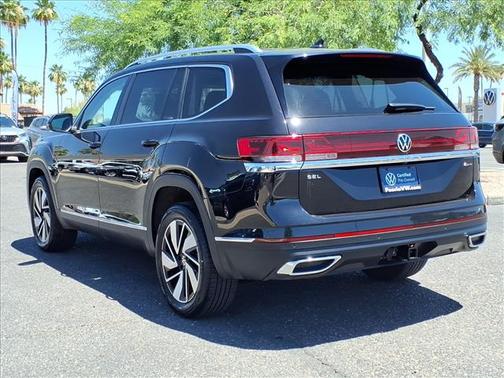 Deep Black Pearl 2025 Volkswagen Atlas SEL 4Motion