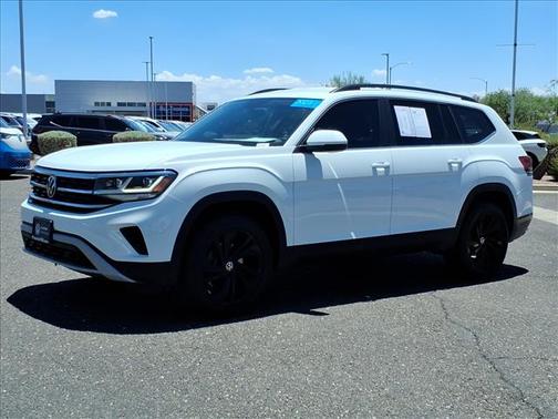 Pure White 2023 Volkswagen Atlas V6 SE