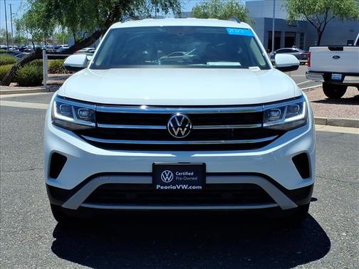 Pure White 2023 Volkswagen Atlas V6 SE
