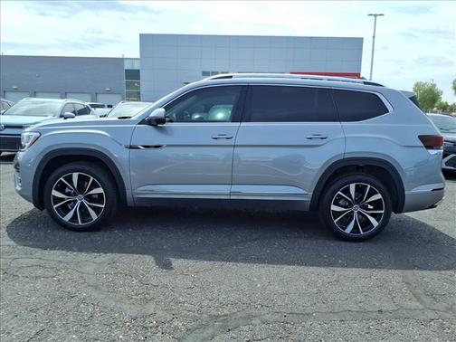 2026 Volkswagen Atlas SEL Premium R-Line 4Motion