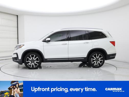 White 2022 Honda Pilot Elite
