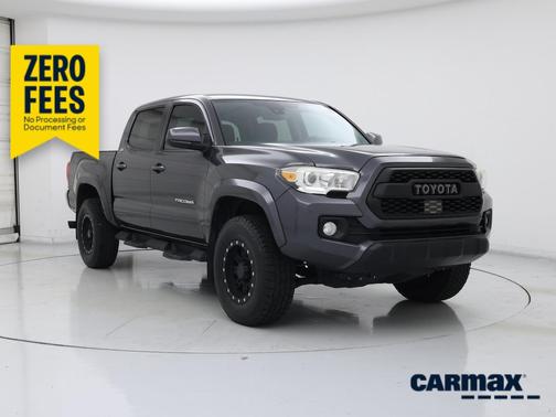 Gray 2019 Toyota Tacoma SR5