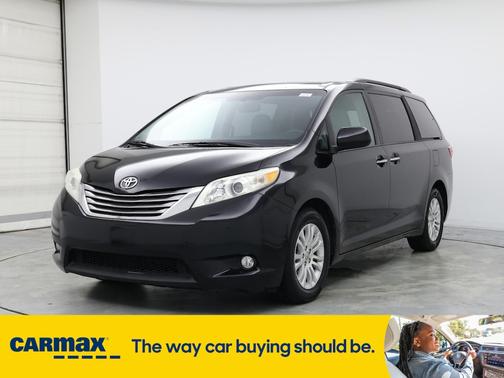 2017 Toyota Sienna XLE