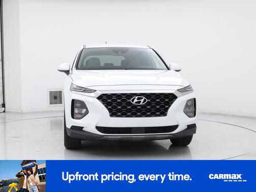 White 2019 Hyundai SANTA FE SE