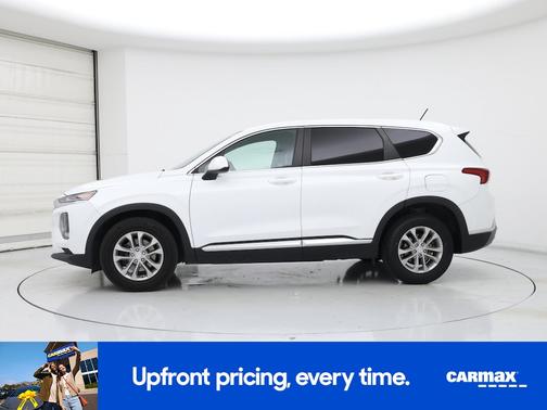 White 2019 Hyundai SANTA FE SE