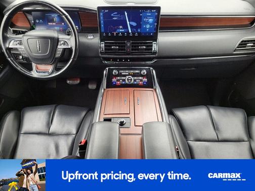2023 Lincoln Navigator Standard