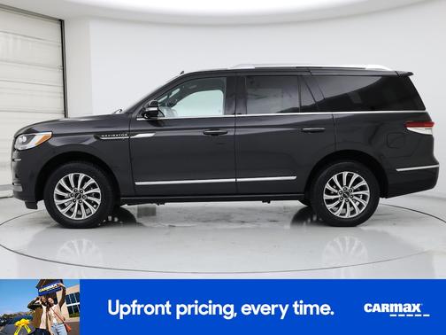 2023 Lincoln Navigator Standard