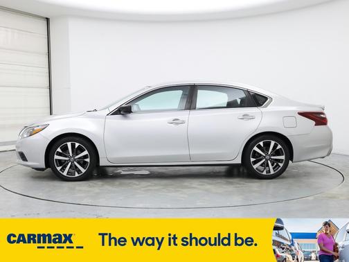 2017 Nissan Altima SR