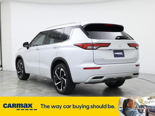 2023 Mitsubishi Outlander SEL