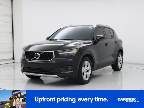 Black 2021 Volvo XC40 T4 Momentum