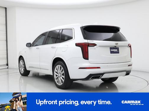 White 2021 Cadillac XT6 Premium Luxury