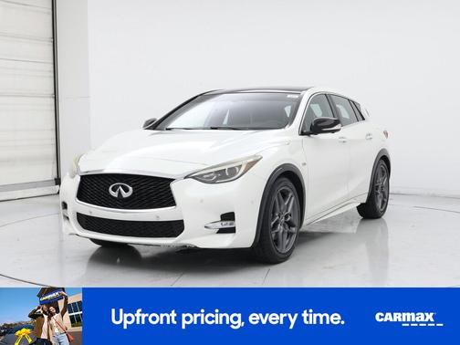 White 2018 INFINITI QX30 Sport