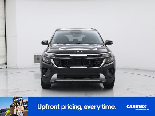 Black 2025 Kia Seltos S