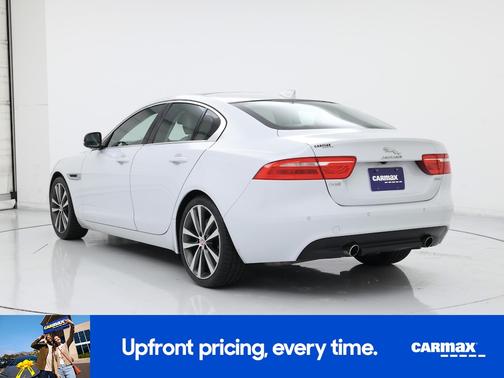 2017 Jaguar XE Prestige