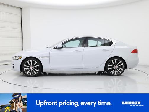 2017 Jaguar XE Prestige