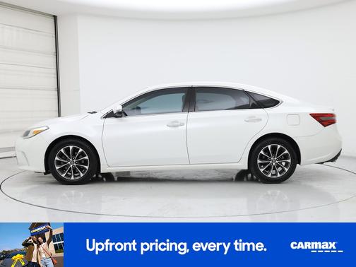 2016 Toyota Avalon XLE
