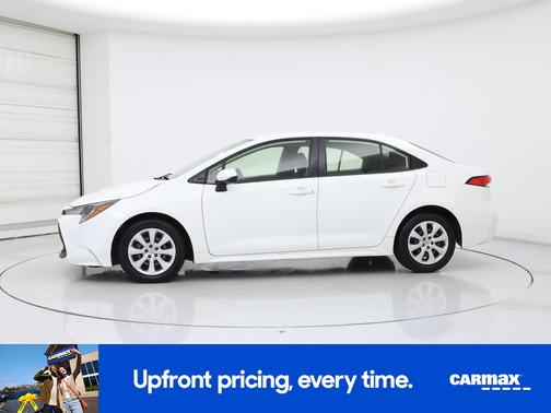 White 2022 Toyota Corolla LE
