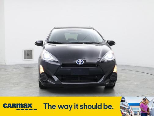 2016 Toyota Prius c Two