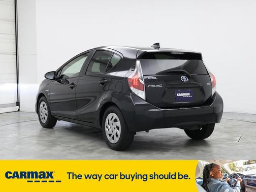 2016 Toyota Prius c Two