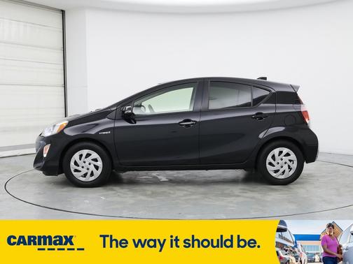 2016 Toyota Prius c Two