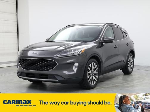 2020 Ford Escape Titanium