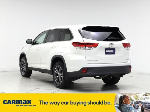 2019 Toyota Highlander LE