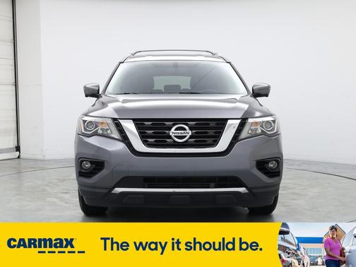 2019 Nissan Pathfinder SL